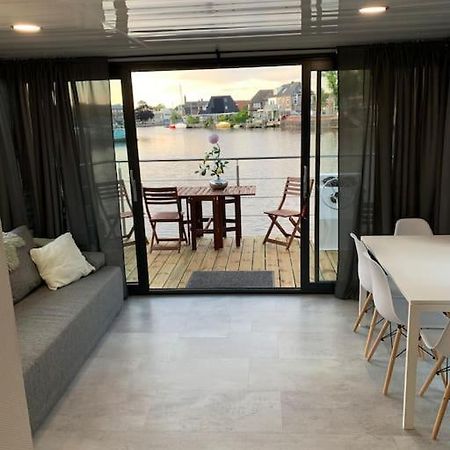 兹瓦茨勒伊斯Unique New Houseboat Moored 4公寓 外观 照片